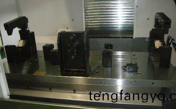 后橋(qiao)加(jia)工裌具