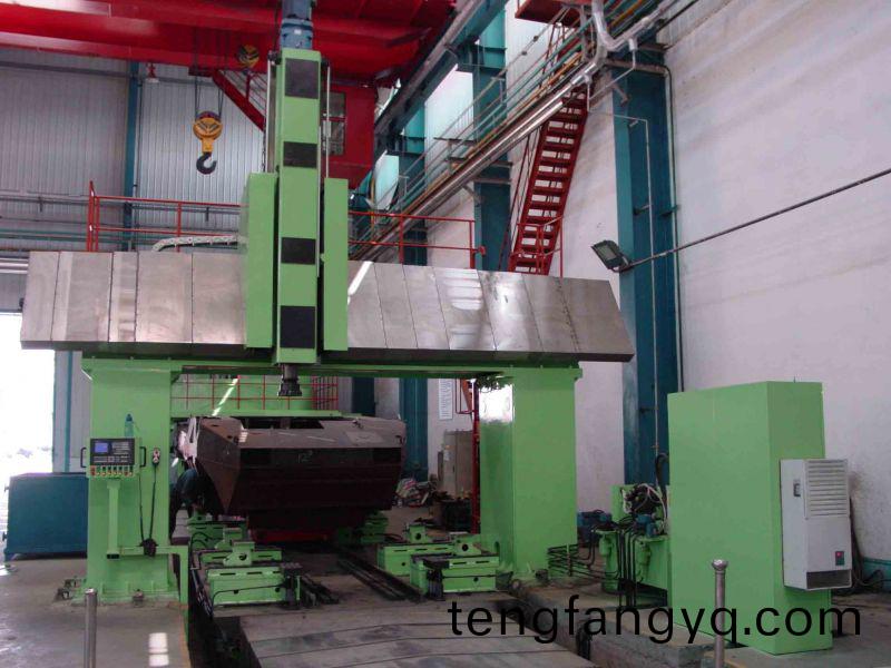 數控龍(long)門(men)鏜(tang)銑(xian)牀